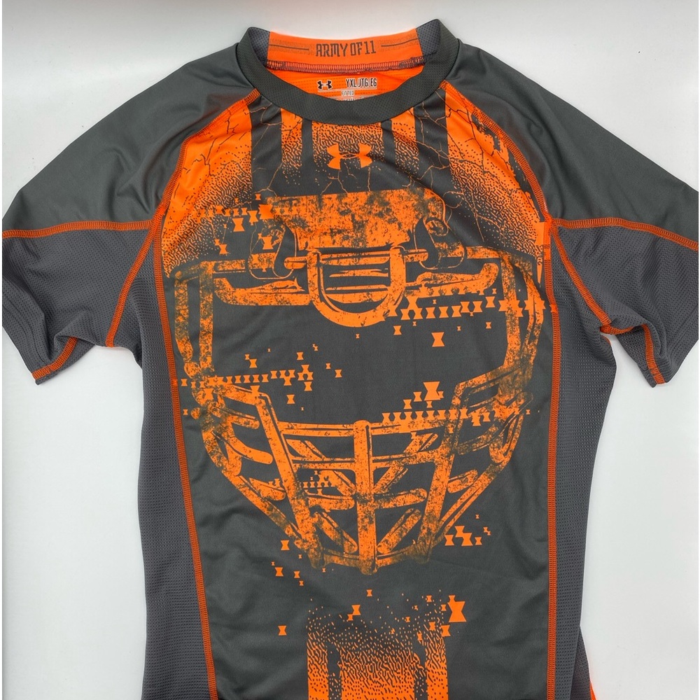 Under Armour fitted short sleeve tee. Heat Gear. Army of 11. Football. Athletic